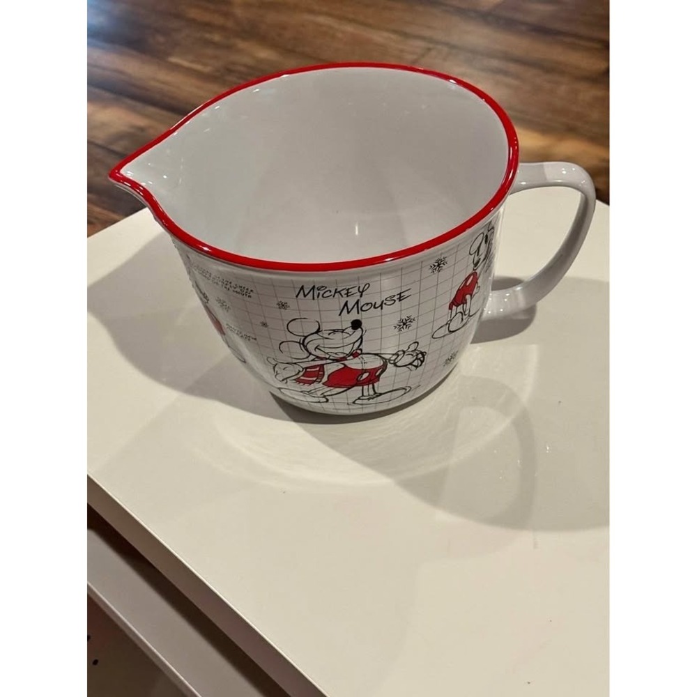 Disney Christmas Sketchbook Mickey Mouse Ceramic Batter Mixing Bowl Spout Handle